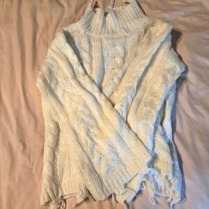 Soft beautiful white sweater M